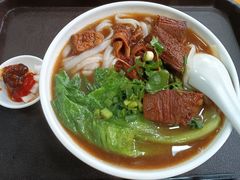牛腩汤河-珍珍小食店(西华路店)