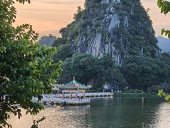 -星湖旅游景区七星岩