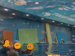 -龙格亲子游泳俱乐部(泊富中心)