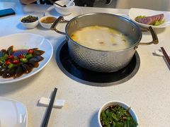 -煲王粤菜餐厅(中侨中心店)