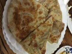 -溢心园香河肉饼总店