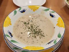 传统口味蘑菇浓汤-萨莉亚意式餐厅(天河城购物中心店)