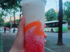 白玉粉荔-CoCo都可(桃浦新邻店)