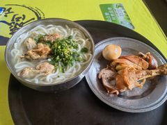-齐记土鸡米线