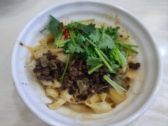 生椒牛肉面-邓老汉燃面村(水井街店)