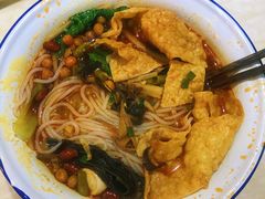 -丽丽三鲜螺蛳粉(田林路店)
