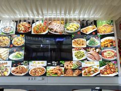 -壹阁胡羊焖饼(特色小吃街店)