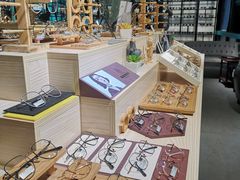 -Trend1881视光·蔡司视觉(领展广场店)