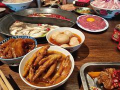 -萍姐火锅·公路夜市(武汉首店)