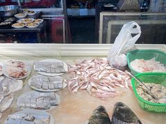 -车头老二大排档