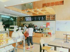 -米熊蛋糕店(天虹商场西丽店)