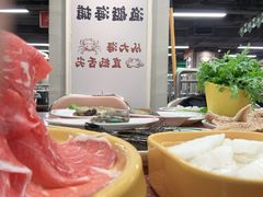 -四囍码头海鲜烧烤自助火锅(外滩南京东路悦荟广场店)