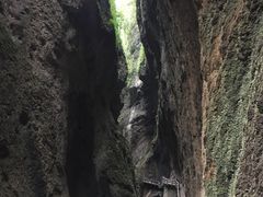 -龙水峡地缝景区