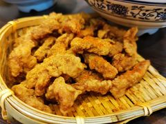 -爆炸头阿姨小四川正宗川味小吃(无任何分店)