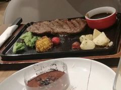 -必胜客(江门万达店)