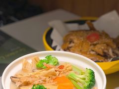 鸡汤腐竹煲-原味田园·客家菜·土窑鸡(中航城君尚购物中心店)