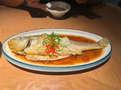 油泼黄花鱼-波螺油子青岛本帮菜(银座店)
