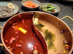 鸳鸯锅-老墙根涮肉·铜锅·烧烤(欢乐谷·王四营店)