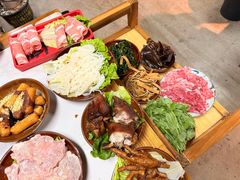 -重庆故事姊妹老火锅(财经学院店)