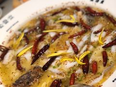 -渔语鱼酸菜鱼新川菜(来福士店)