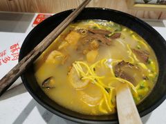 -牛汤哥慢熬牛肉汤(五道口店)