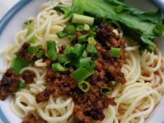 素椒杂酱面-龙抄手(文殊坊店)