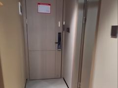 -雅宜酒店(广州黄埔大沙东地铁站店)