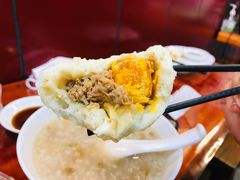 咸蛋黄超人包-老陶包子铺(南大西南村店)