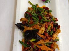 -关东风老北方菜馆(桂芳园店)