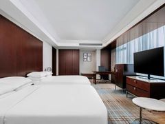 -上海龙之梦万丽酒店