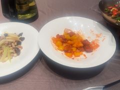 -香山湖家家宴(中山陵店)