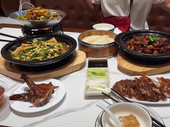 -梅利汴京烤鸭•开封豫菜地标店(东大街店)
