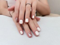 -UU·NAIL美甲美睫專門店