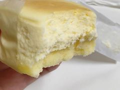 -好利来(上海虹桥新天地Lab主题店)