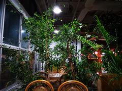 -红栌温泉山庄生态美食餐厅