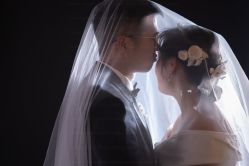 -雪中彩影婚纱摄影·微光艺术中心