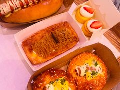 -巴黎贝甜(大宁国际商业广场店)