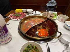 -乡土特色.冷锅鱼.牦牛肉汤锅