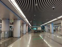 -新百广场(地铁站)