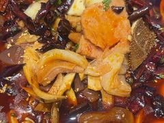 -川流不息·地道川菜·小龙虾(松东路店)