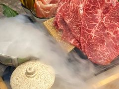 -铭牛烧肉·和牛海鲜自助(高新月牙湖店)