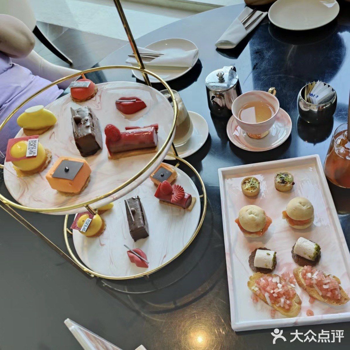 闺蜜相聚 不负夏日好时光