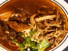 -霸蛮湖南菜·牛肉粉(荣京西街店)