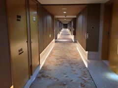 -上海中航虹桥机场泊悦酒店