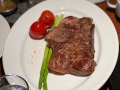 -MONICH牛排融合餐厅(和义大道购物中心店)