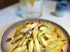 -八府香鸭·啫啫煲(华山路店)