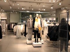 -H&M(鹏欣水游城店)