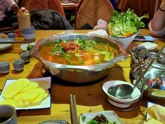 -野山舂·贵州现舂酸汤牛肉(鸿通城店)