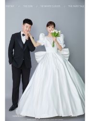 -二十一世纪婚纱摄影(省府前街店)