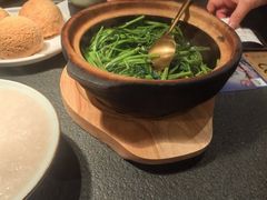 -蝴蝶里·粤菜·点心(滨江龙湖店)